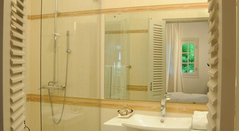 Le Domaine Des Pierres Hotel Saint Pierre Bagian luar foto