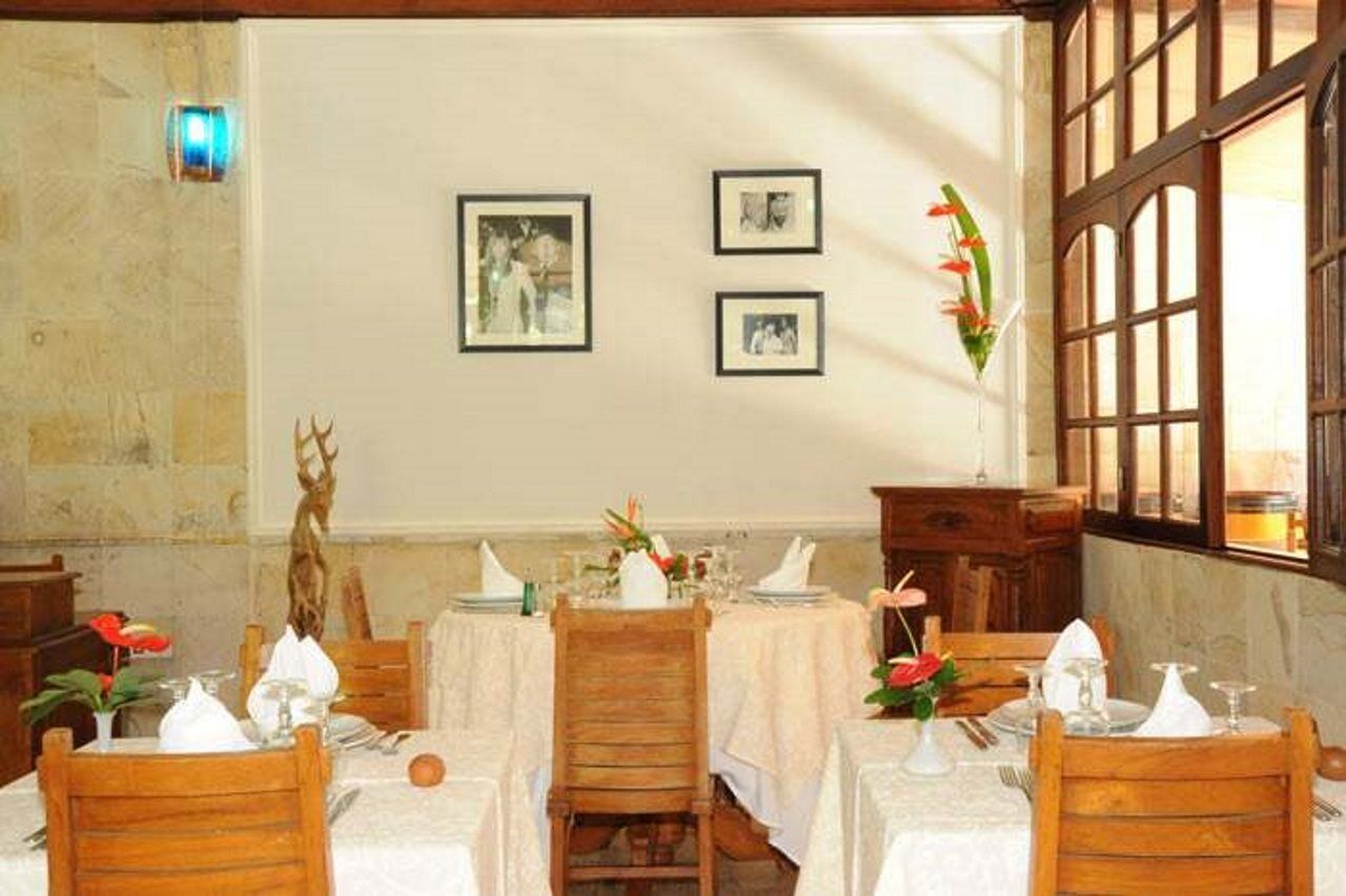 Le Domaine Des Pierres Hotel Saint Pierre Bagian luar foto